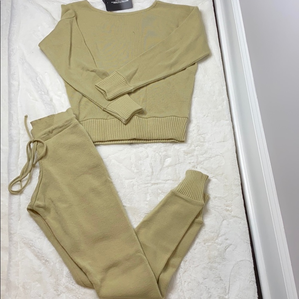 Lounge set